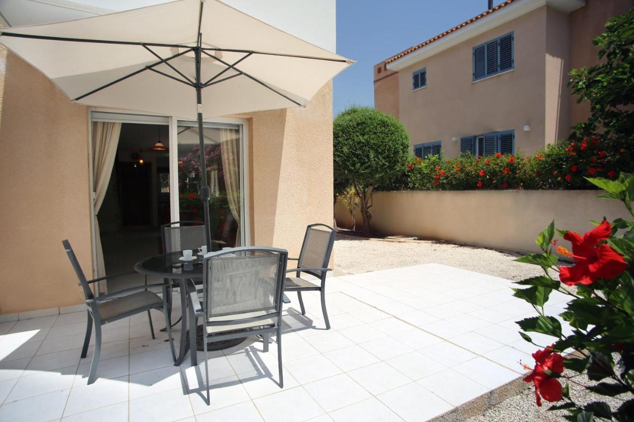 Iris Village 2 Bedroom / 2 Bathroom Townhouse Holiday home Paphos
